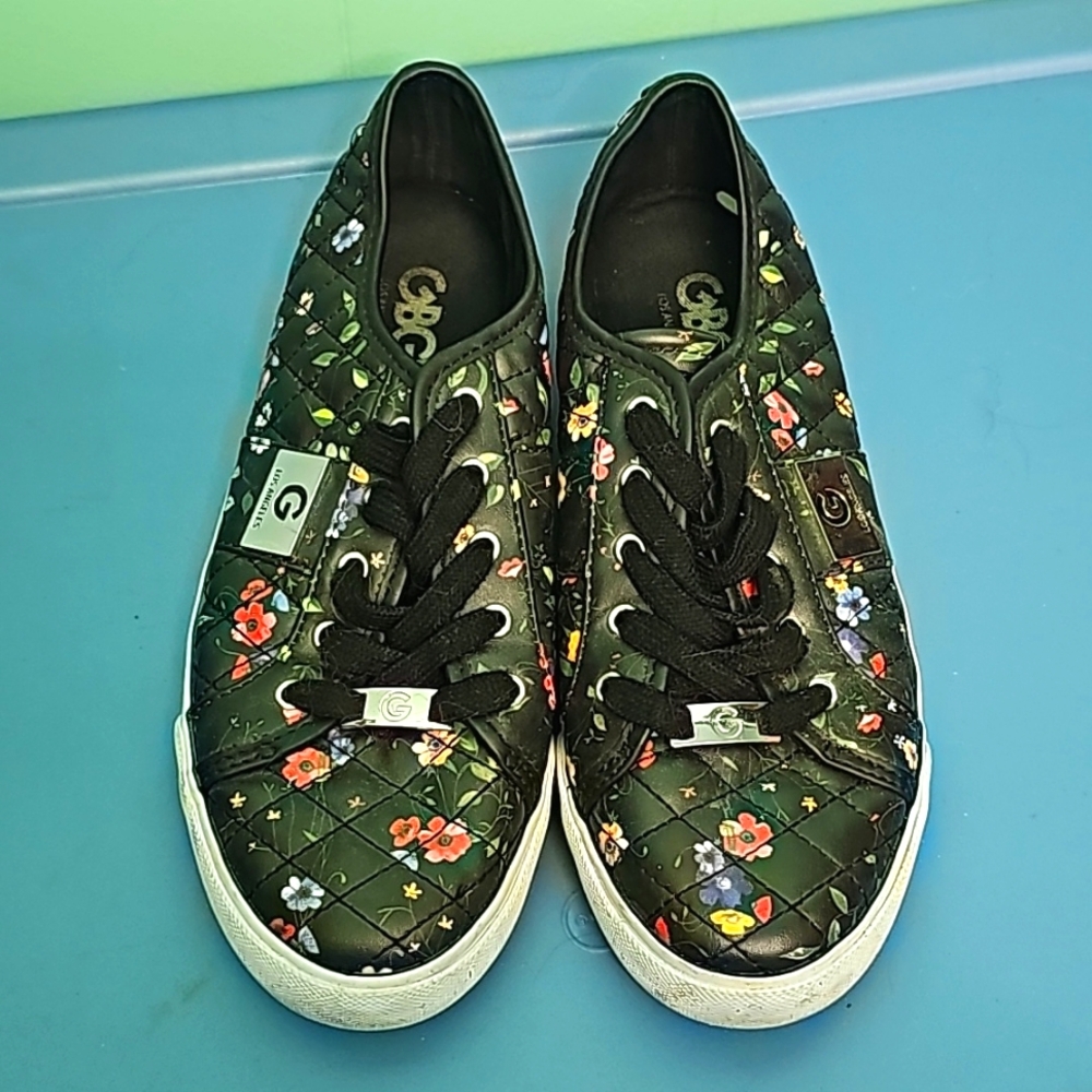 Guess black floral sneakers